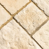 B&amp;Q Old Town Paving Weathered Limestone Accessory Pack