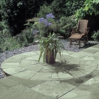 Bradstone Natural Sandstone Circle Kit Autumn Green (Dia) 2.46m