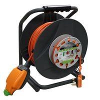 Masterplug Reverse Cable Reel with Pull-out Weatherproof Socket 30m HDPRR30133/IPS-MP